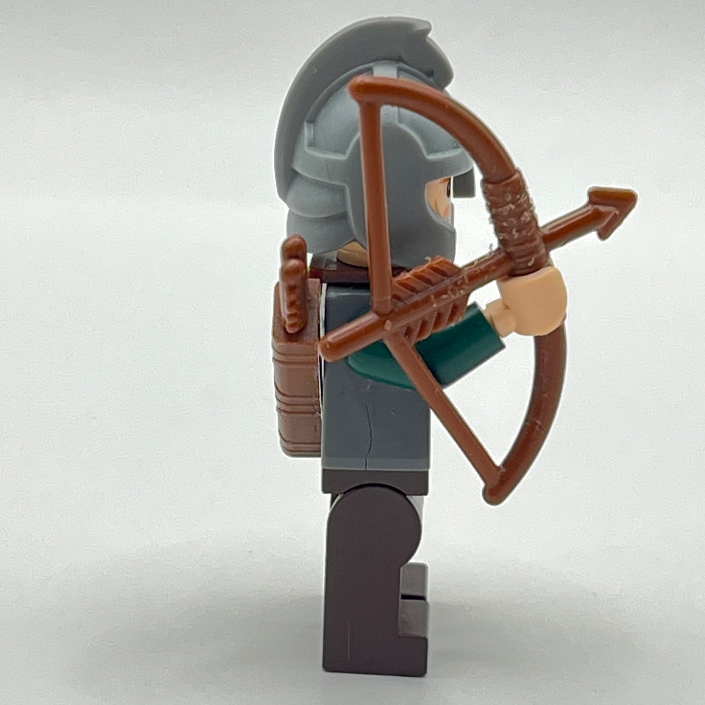 LEGO Rohan Soldier, Lord of the Rings, Minifigure (lor009) Torso Cracked