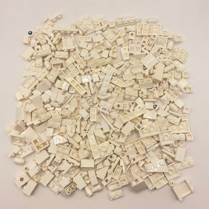 LEGO Small Mixed Pieces, White, Approx. 150g