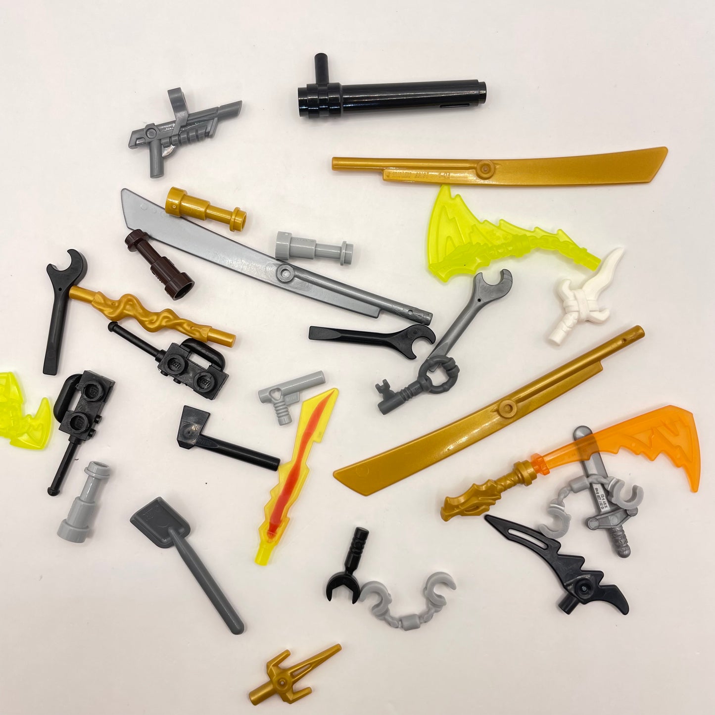 LEGO Mixed Tools and Weapons, Minifigure Accessories, 30 Pieces