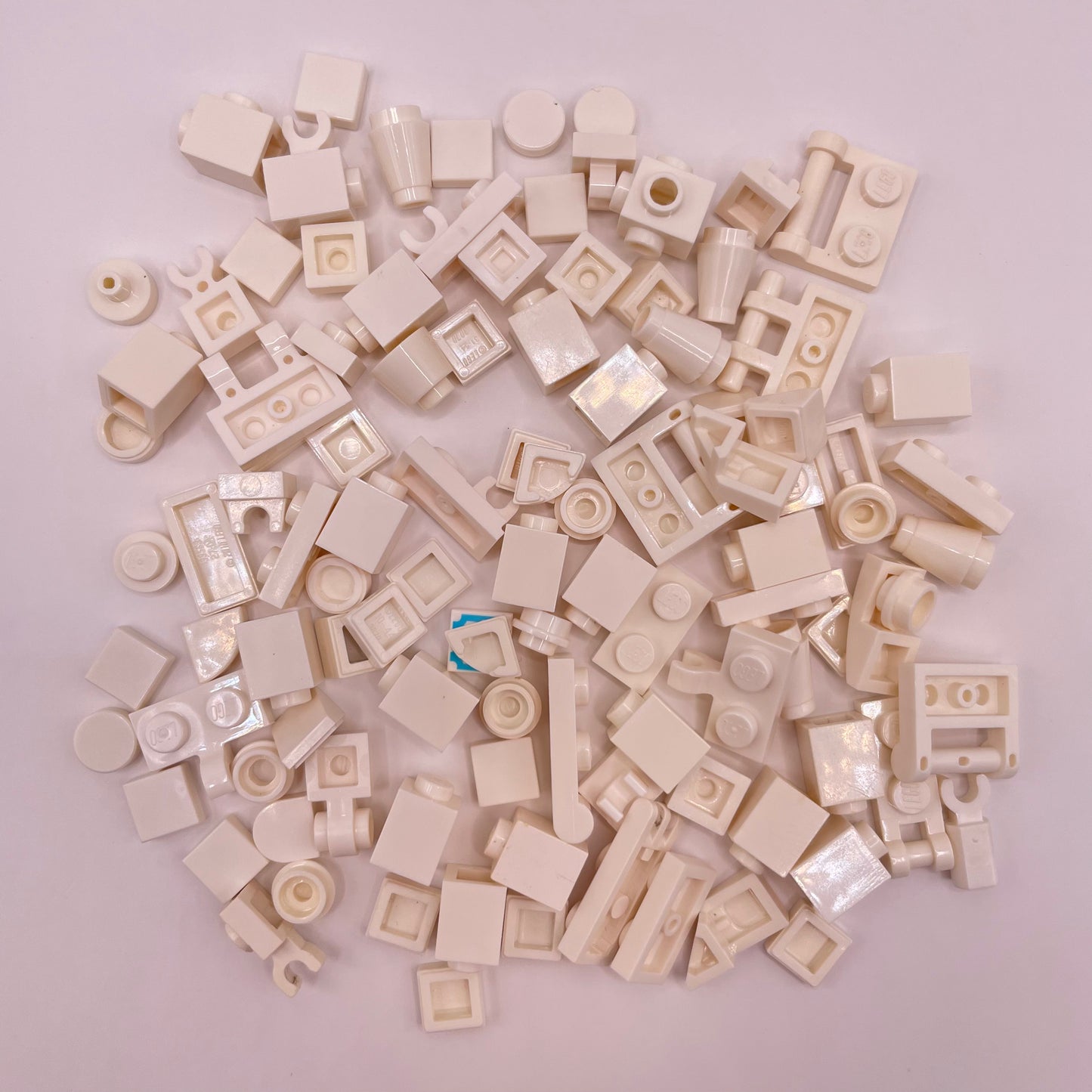 LEGO Greebling, White, 100 Pieces
